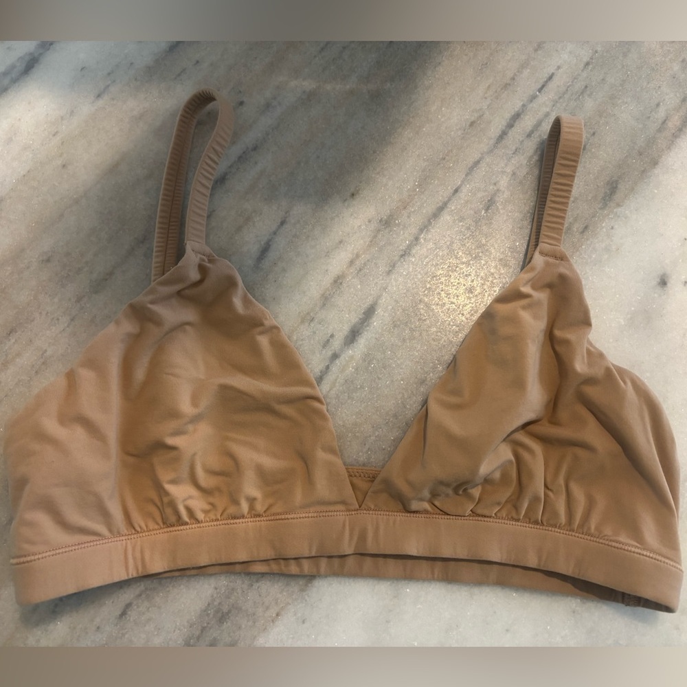 Skims fits everybody triangle bralette